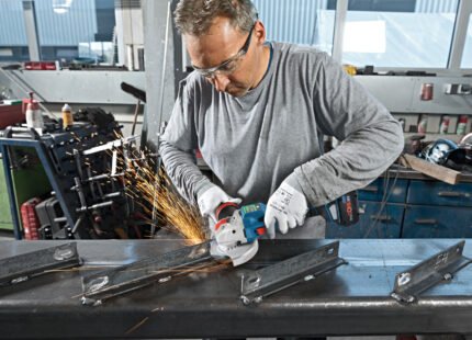 ANGLE GRINDER WITH X-LOCK | GWX 9-115 S