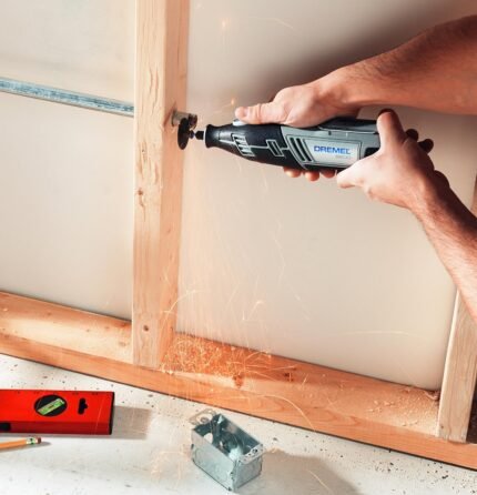 DREMEL MULTI-MAX 8300-9 CORDLESS MULTI-TOOL