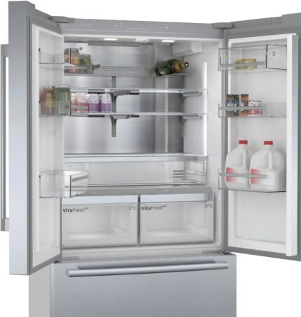 BOSCH FREESTANDING FRIDGE FREEZER WITH FREEZER AT BOTTOM - KFF96PIEP