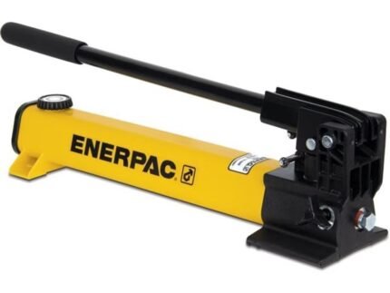 LIGHTWEIGHT HYDRAULIC HAND PUMP, SINGLE SPEED, 700 BAR | P391