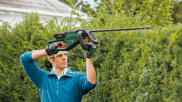 CORDLESS HEDGE CUTTER | UNIVERSALHEDGECUT 18V-50