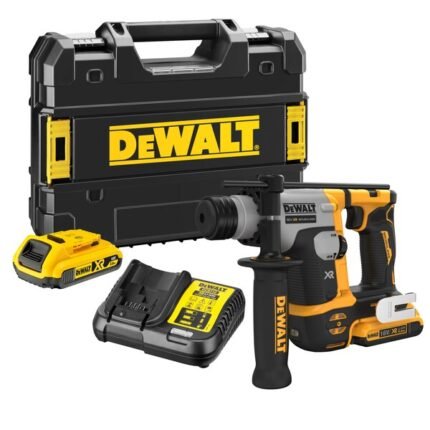 18V XR ULTRA COMPACT SDS-PLUS HAMMER-01