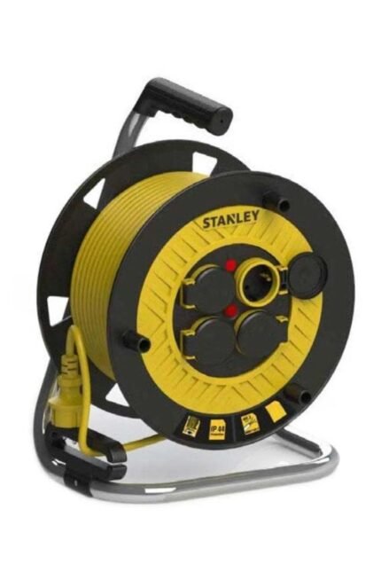 STANLEY 40M IP44 CABLE REEL 3X2.5MM² WITH 4 SOCKETS | SXECFL2RCVE